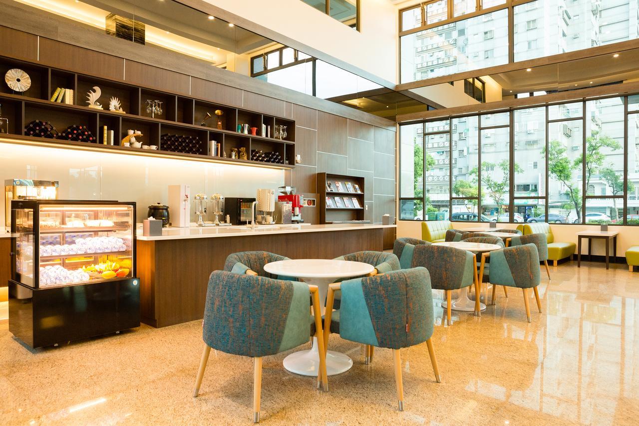 V-Hotel Taitung Exterior photo